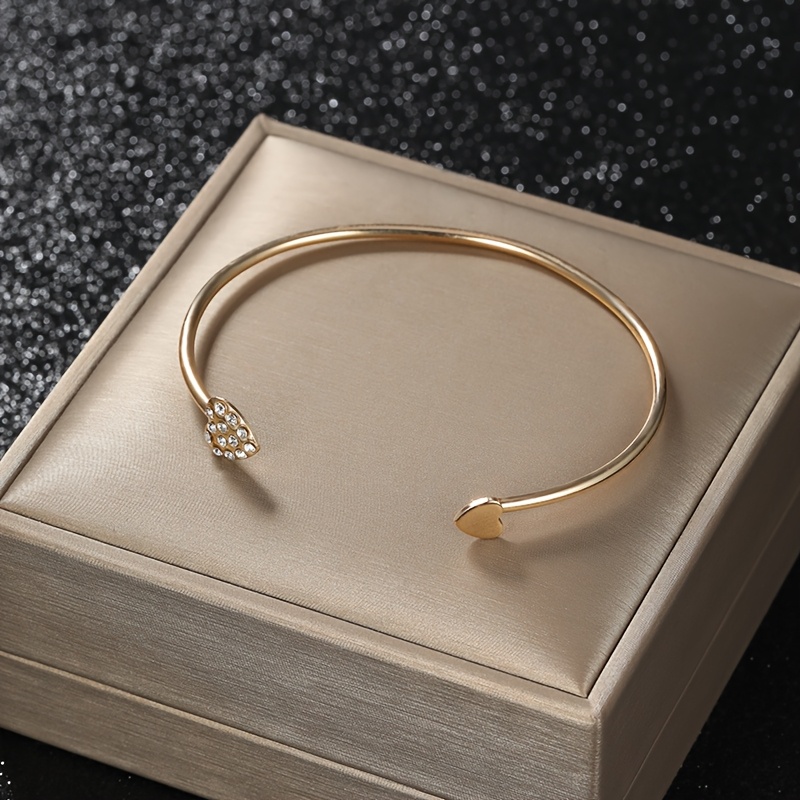 French Inspired Golden Tone Heart Bracelet